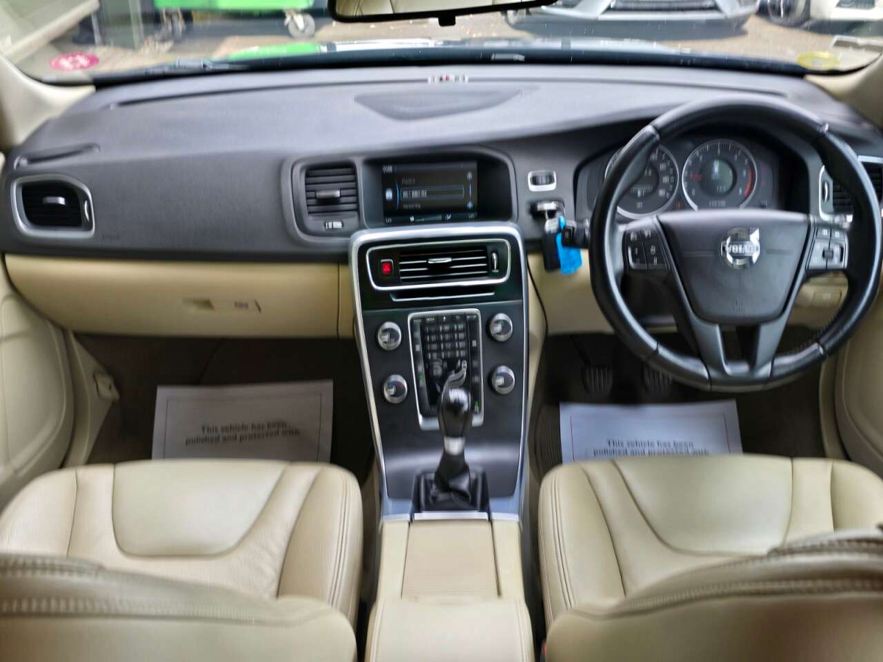2013 VOLVO V60 2013 VOLVO V60