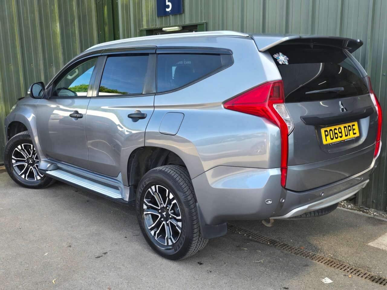 A 2019 MITSUBISHI SHOGUN SPORT 2.4D 4 SUV 5dr Diesel Auto 4WD Euro 6 (181 ps) ULEZ Free - Nav - £60 Camera A 2019 MITSUBISHI SHOGUN SPORT 2.4D 4 SUV 5dr Diesel Auto 4WD Euro 6 (181 ps) ULEZ Free - Nav - £60 Camera