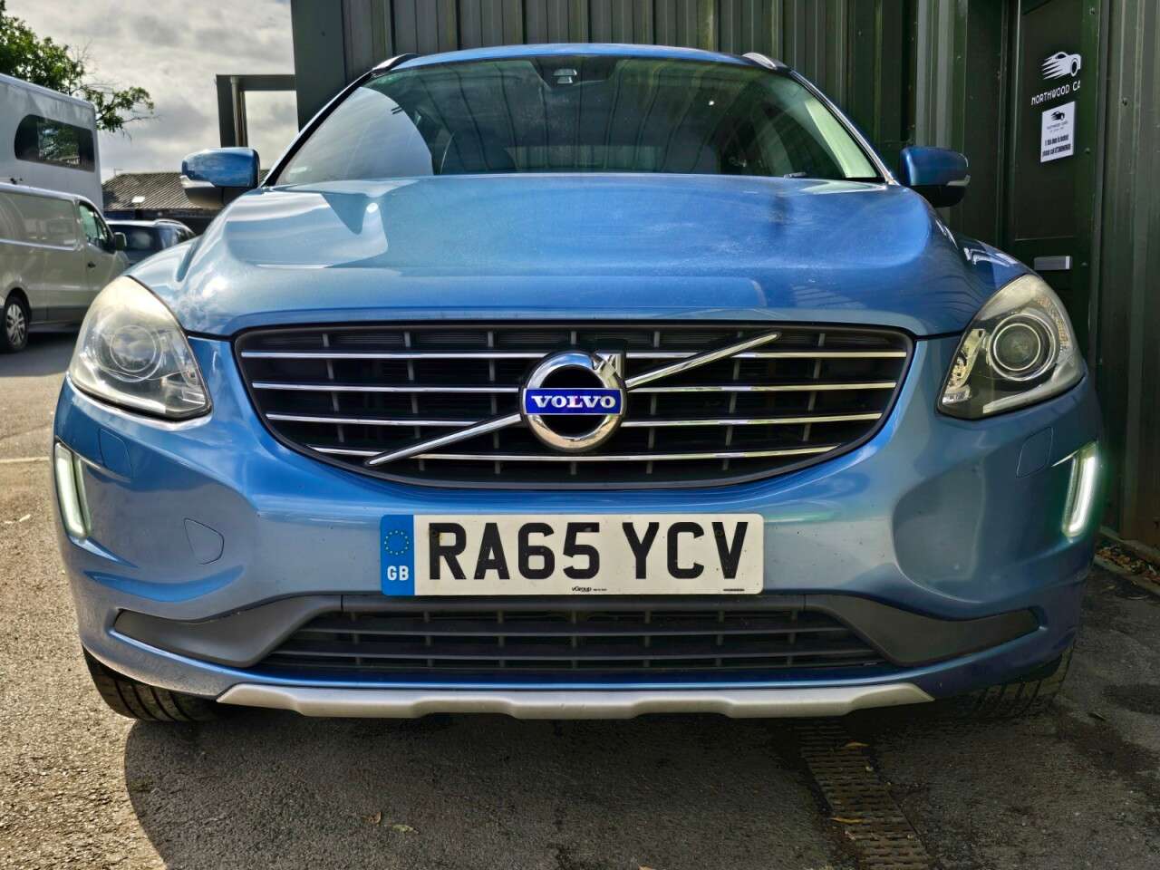 A 2016 VOLVO XC60 2.0 D4 SE Lux Nav SUV 5dr Diesel Manual Euro 6 (s/s) (190 ps) Nav - Heated A 2016 VOLVO XC60 2.0 D4 SE Lux Nav SUV 5dr Diesel Manual Euro 6 (s/s) (190 ps) Nav - Heated
