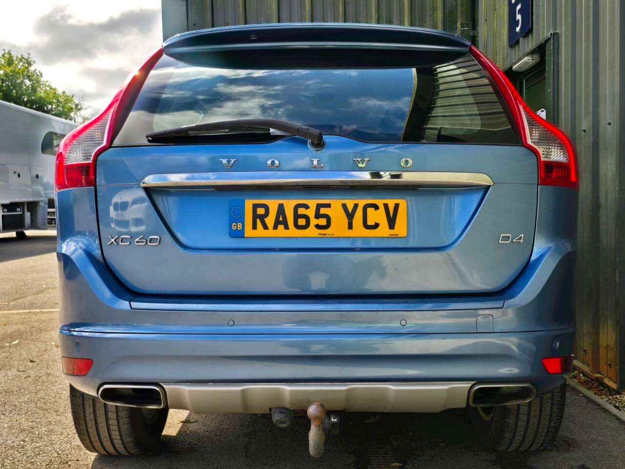 2016 VOLVO XC60 2016 VOLVO XC60