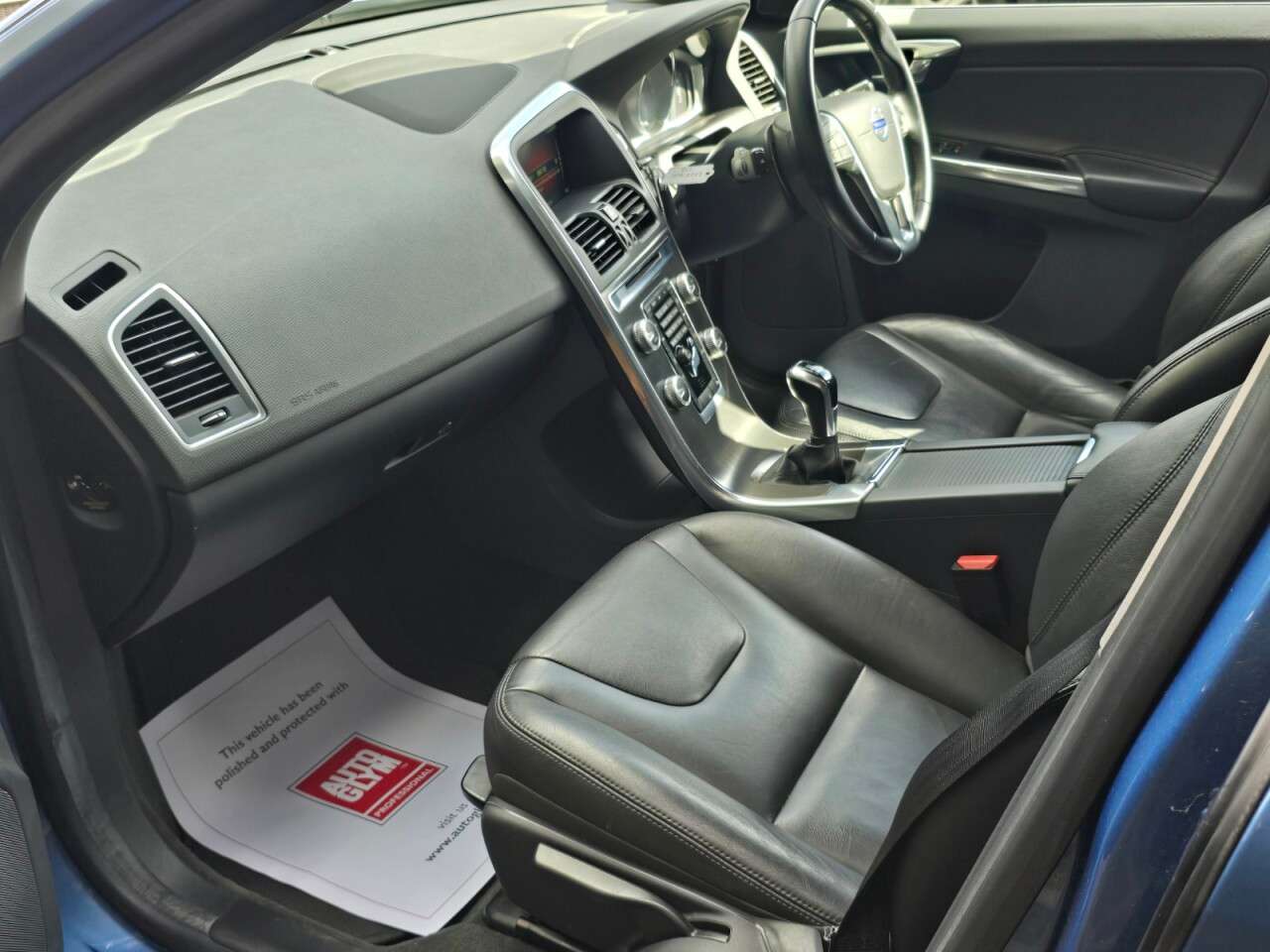 2016 VOLVO XC60 2016 VOLVO XC60