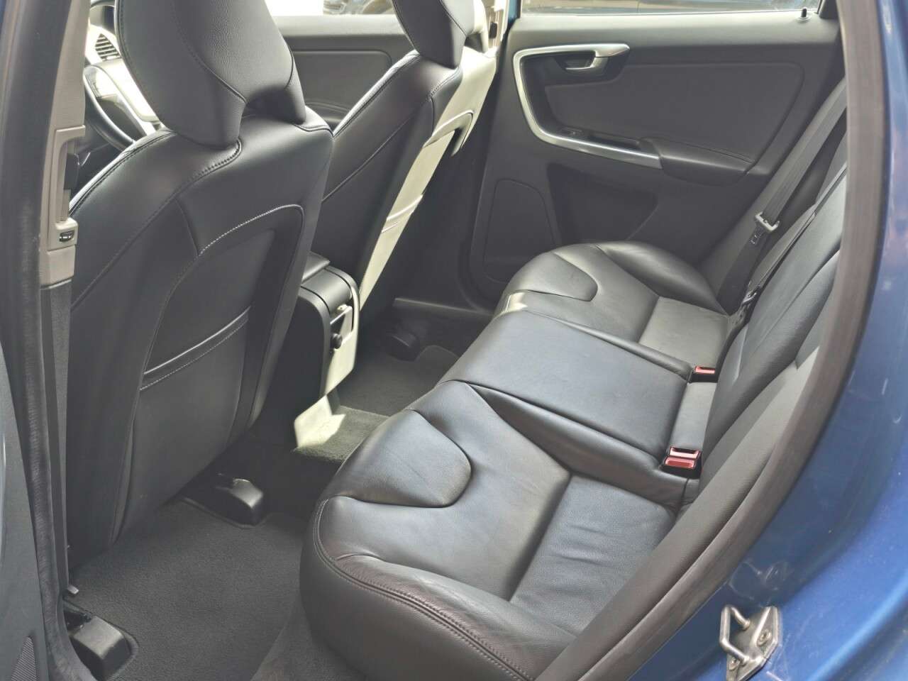 2016 VOLVO XC60 2016 VOLVO XC60