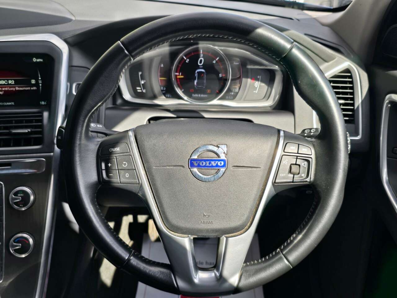 2016 VOLVO XC60 2016 VOLVO XC60