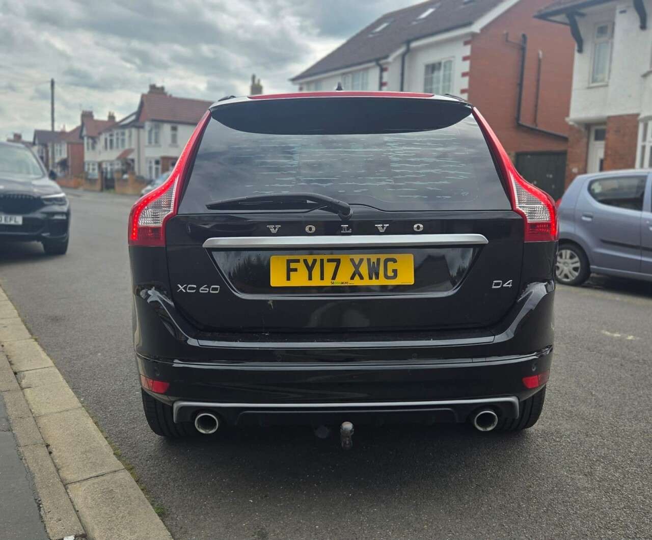 2017 VOLVO XC60 2017 VOLVO XC60