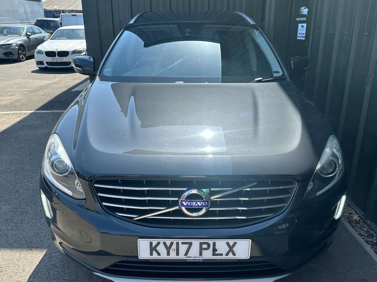 2017 VOLVO XC60 2017 VOLVO XC60