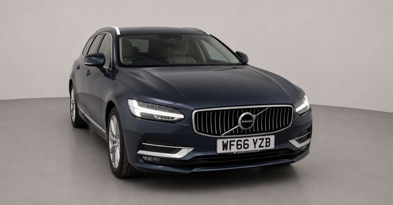 A 2016 VOLVO V90 2.0 D5 PowerPulse Inscription Estate 5dr Diesel Auto AWD Euro 6 (s/s) (235 A 2016 VOLVO V90 2.0 D5 PowerPulse Inscription Estate 5dr Diesel Auto AWD Euro 6 (s/s) (235