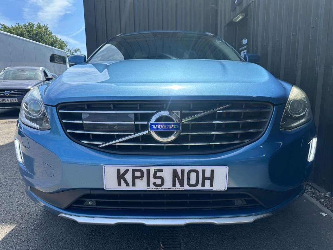 A 2015 VOLVO XC60 2.4 D5 SE Lux Nav SUV 5dr Diesel Geartronic AWD Euro 5 (215 ps) Heated Seat A 2015 VOLVO XC60 2.4 D5 SE Lux Nav SUV 5dr Diesel Geartronic AWD Euro 5 (215 ps) Heated Seat