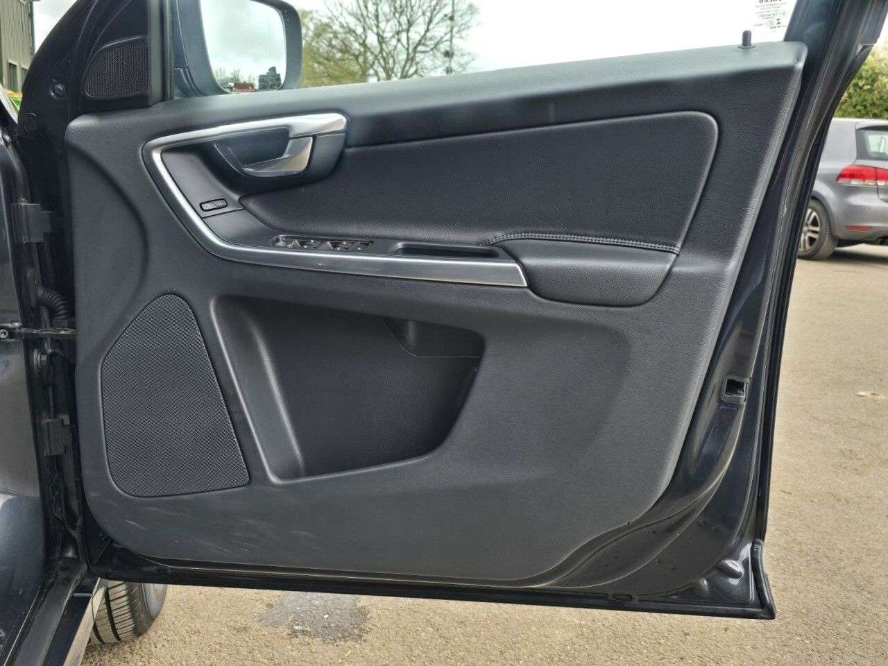 2015 VOLVO XC60 2015 VOLVO XC60
