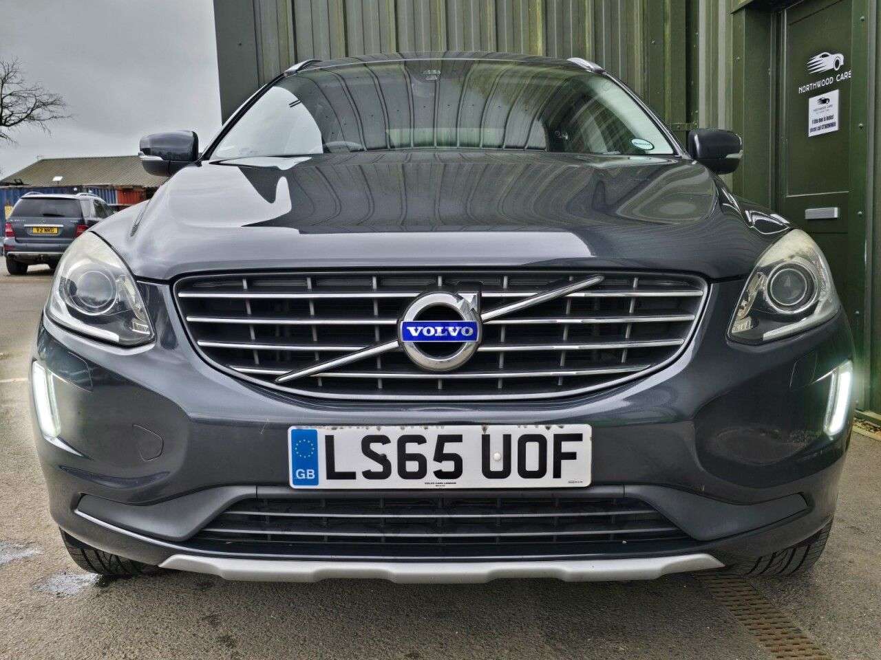 A 2015 VOLVO XC60 2.0 D4 SE Lux Nav SUV 5dr Diesel Manual Euro 6 (s/s) (190 ps) DAB - Heated A 2015 VOLVO XC60 2.0 D4 SE Lux Nav SUV 5dr Diesel Manual Euro 6 (s/s) (190 ps) DAB - Heated