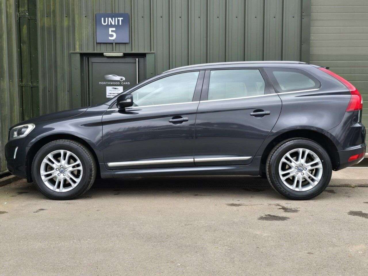2015 VOLVO XC60 2015 VOLVO XC60