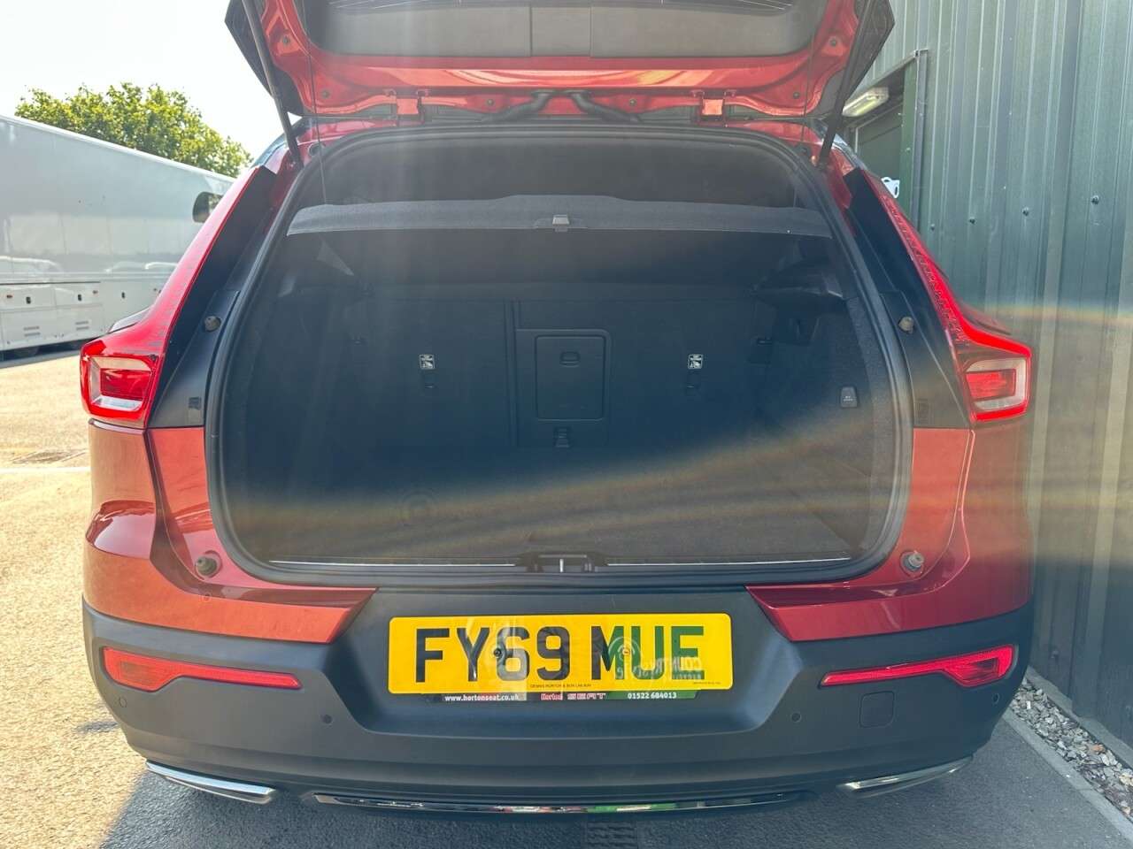 2019 VOLVO XC40 2019 VOLVO XC40