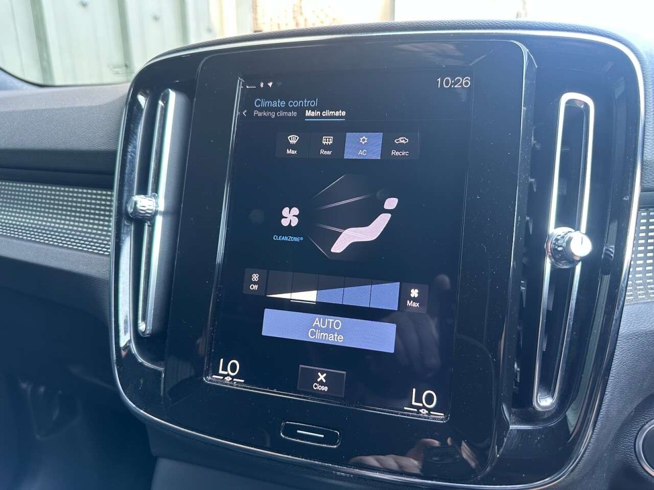 2019 VOLVO XC40 2019 VOLVO XC40
