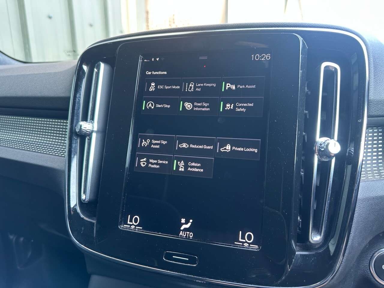 2019 VOLVO XC40 2019 VOLVO XC40