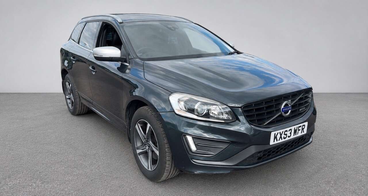 A 2014 VOLVO XC60 2.4 D5 R-Design Lux Nav SUV 5dr Diesel Geartronic AWD Euro 5 (215 ps) Nav - A 2014 VOLVO XC60 2.4 D5 R-Design Lux Nav SUV 5dr Diesel Geartronic AWD Euro 5 (215 ps) Nav -