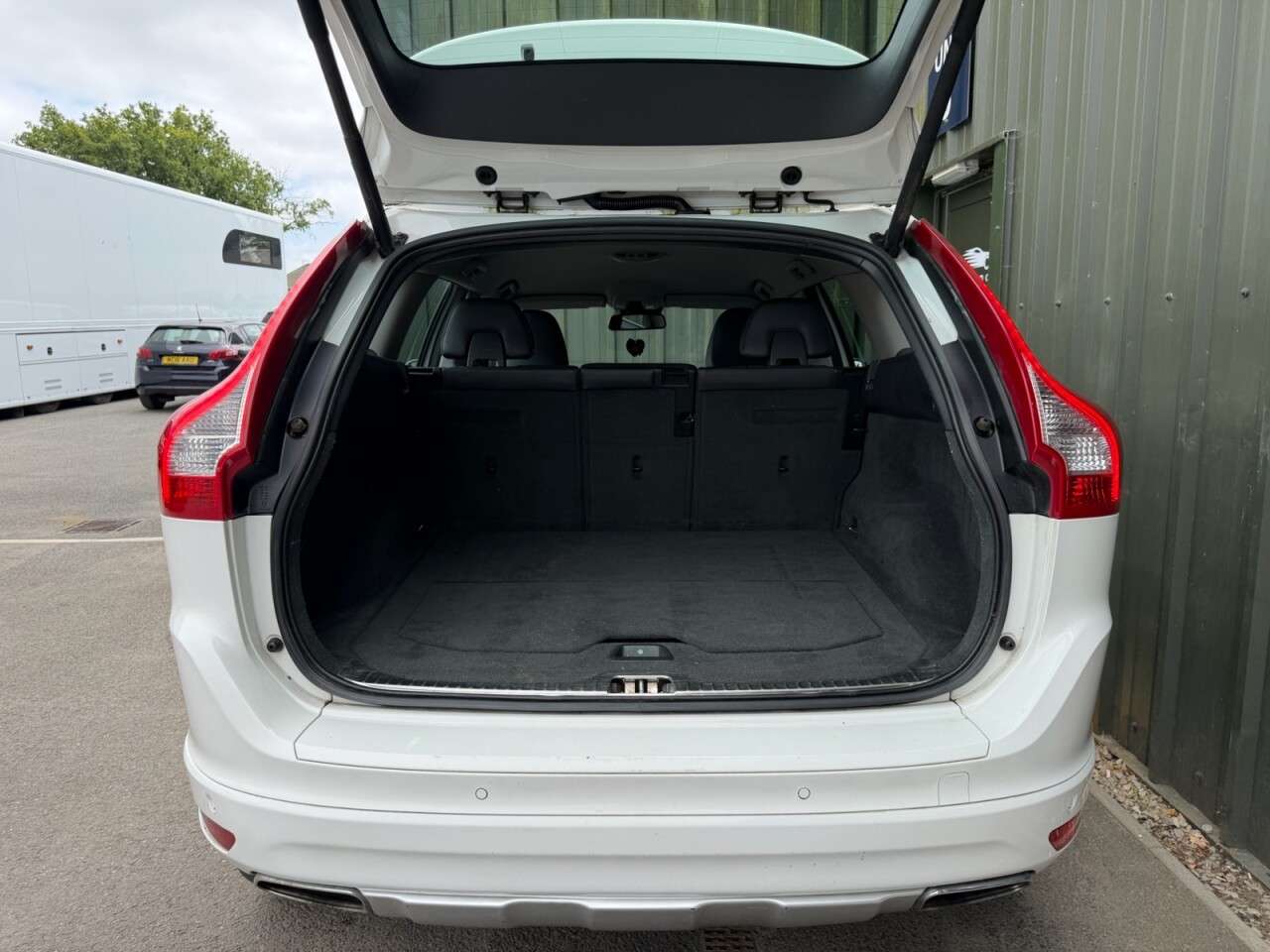 2014 VOLVO XC60 2014 VOLVO XC60