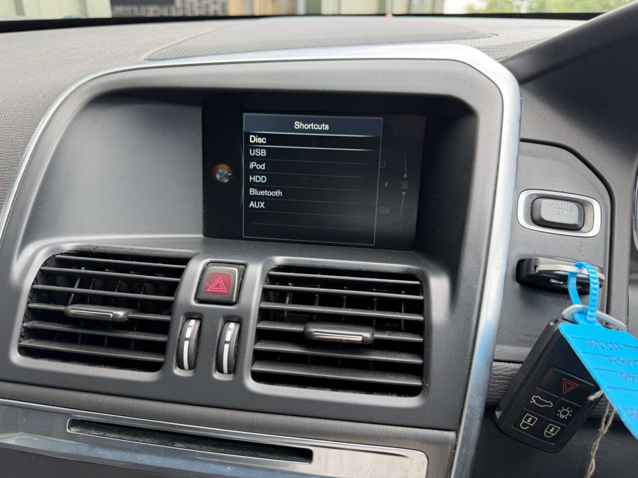 2014 VOLVO XC60 2014 VOLVO XC60