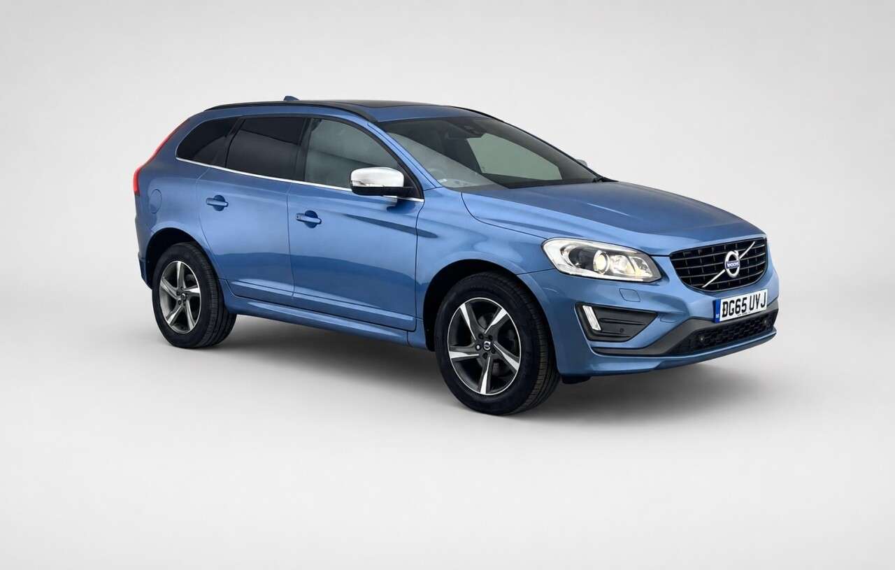 A 2015 VOLVO XC60 2.0 D4 R-Design Nav SUV 5dr Diesel Manual Euro 6 (s/s) (190 ps) DAB - Bluet A 2015 VOLVO XC60 2.0 D4 R-Design Nav SUV 5dr Diesel Manual Euro 6 (s/s) (190 ps) DAB - Bluet