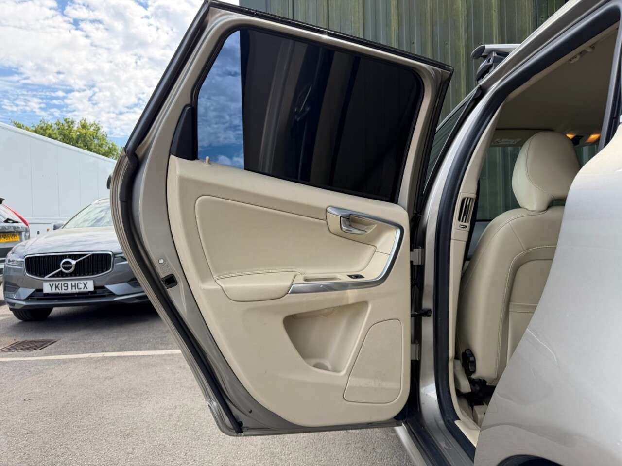 2015 VOLVO XC60 2015 VOLVO XC60