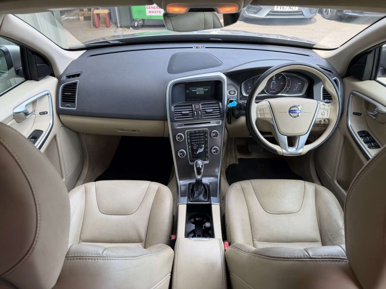 2015 VOLVO XC60 2015 VOLVO XC60