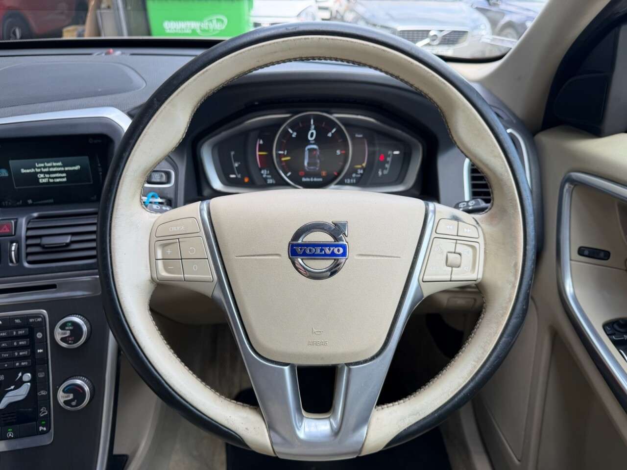 2015 VOLVO XC60 2015 VOLVO XC60