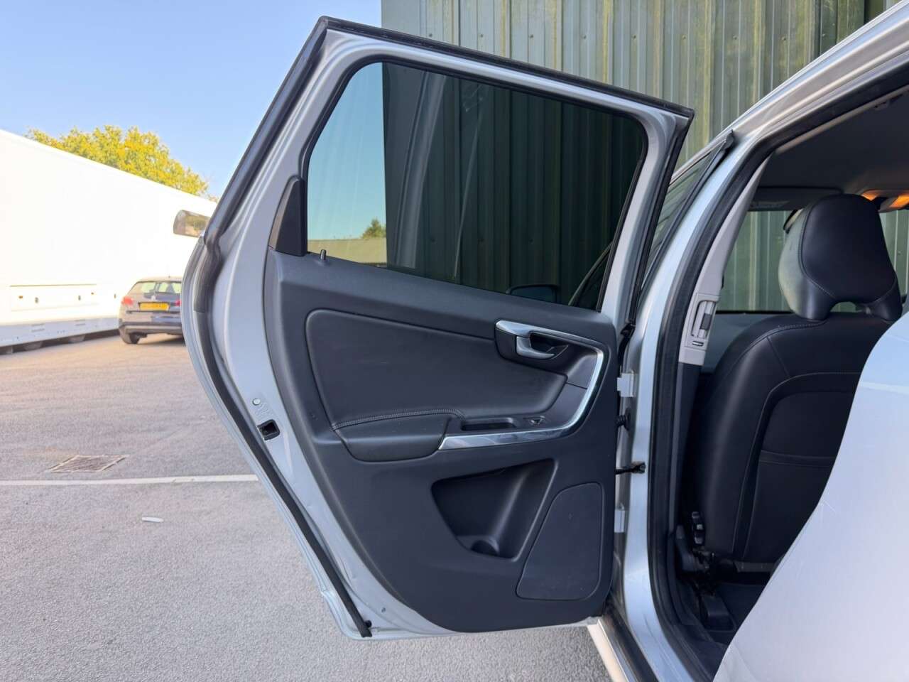 2016 VOLVO XC60 2016 VOLVO XC60