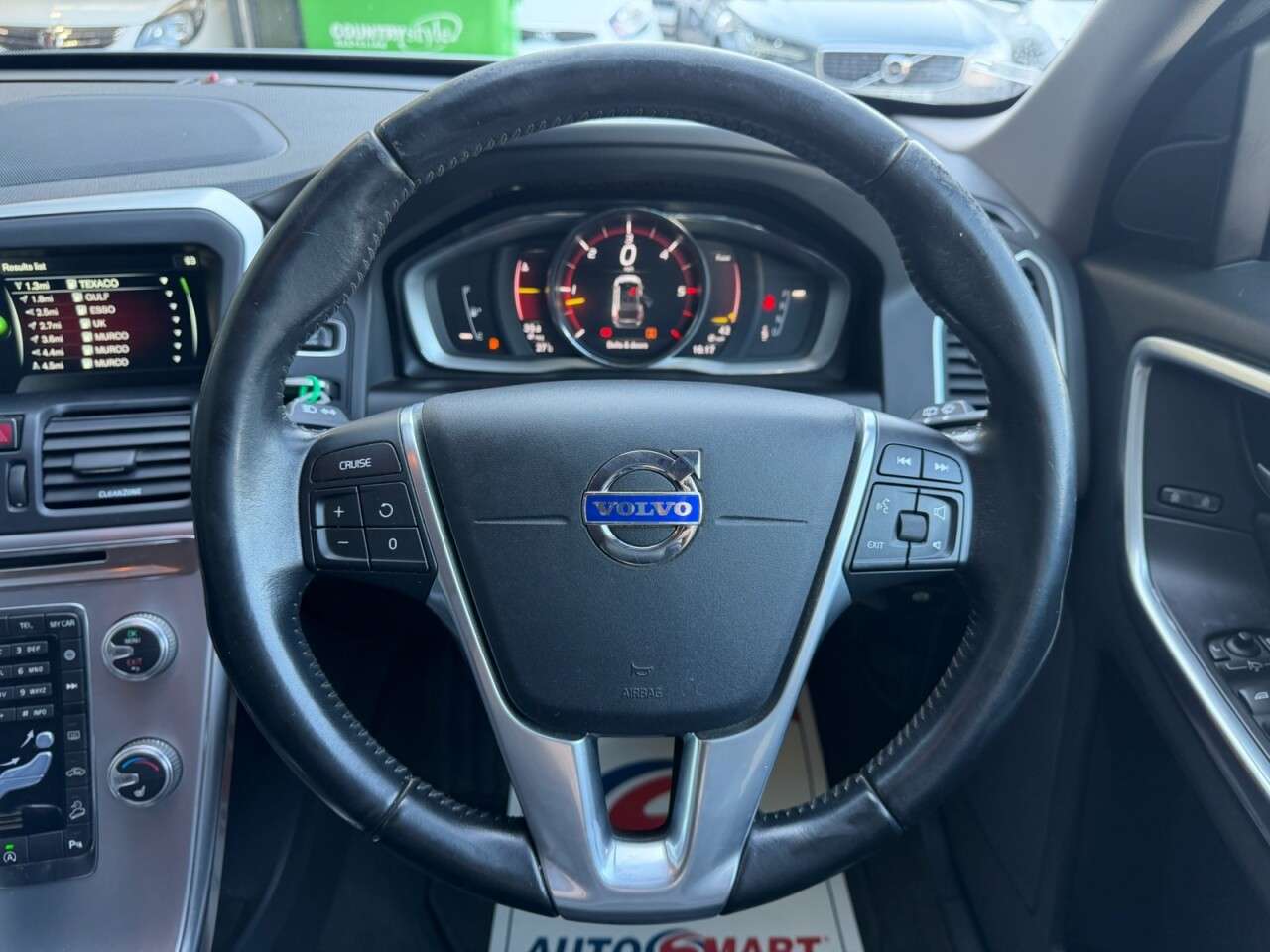 2016 VOLVO XC60 2016 VOLVO XC60