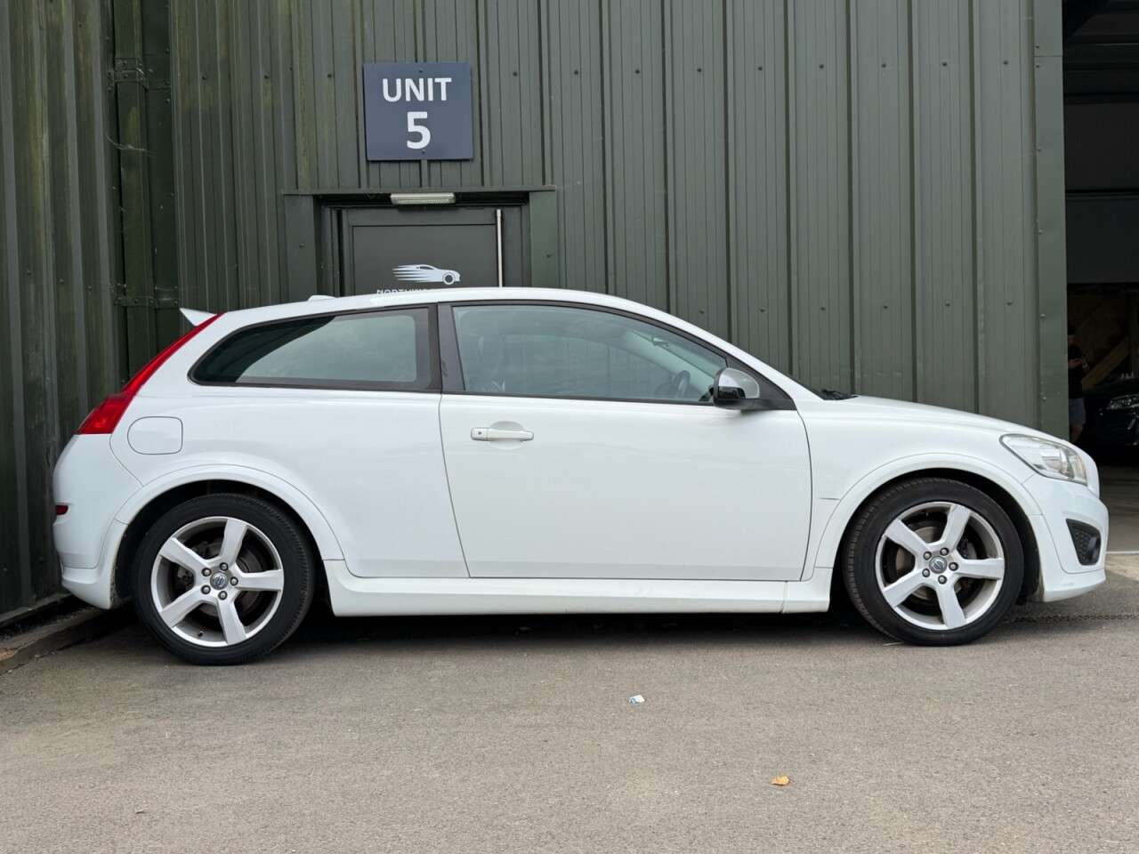 A 2012 VOLVO C30 2.0 R-Design Sports Coupe 3dr Petrol Manual Euro 5 (145 ps) Cruise Control A 2012 VOLVO C30 2.0 R-Design Sports Coupe 3dr Petrol Manual Euro 5 (145 ps) Cruise Control