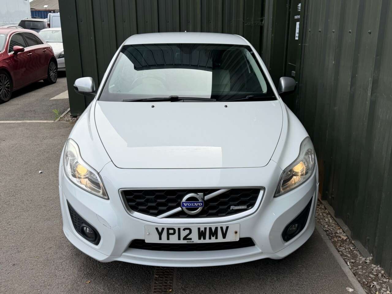 2012 VOLVO C30 2012 VOLVO C30
