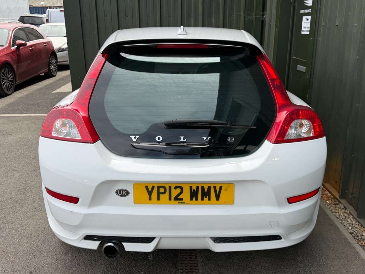 2012 VOLVO C30 2012 VOLVO C30