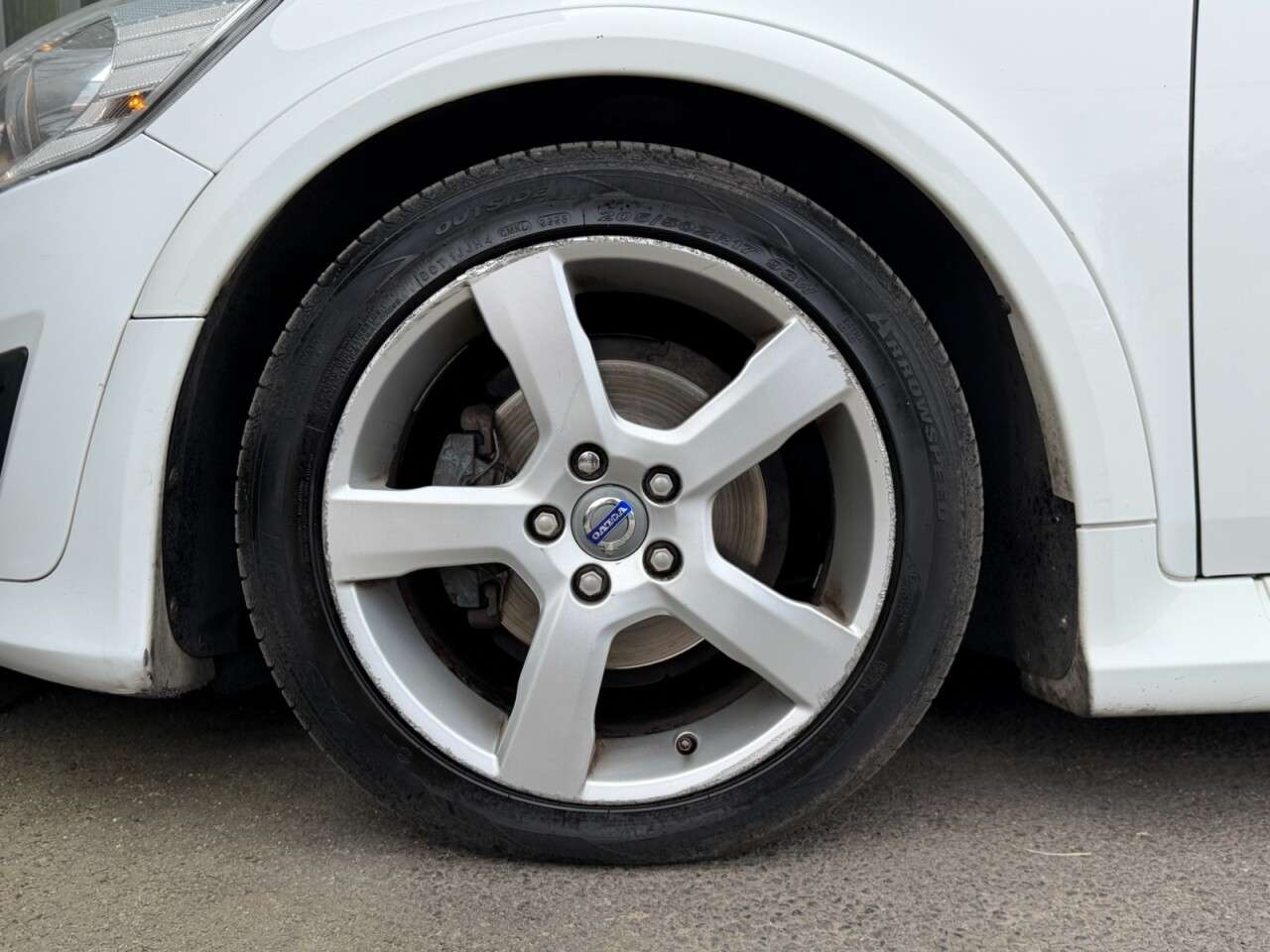 2012 VOLVO C30 2012 VOLVO C30