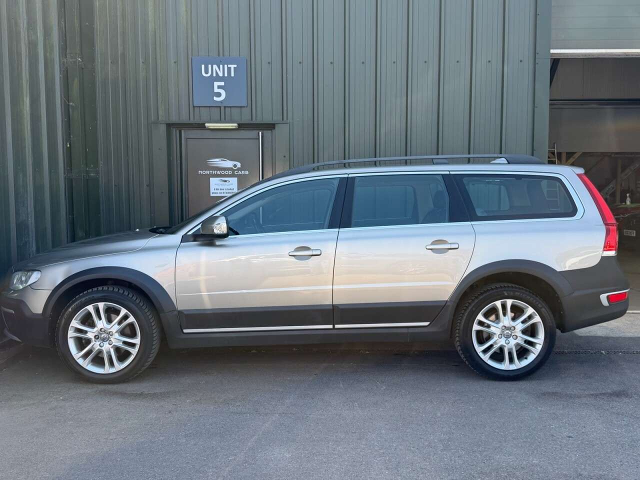 2015 VOLVO XC70 2015 VOLVO XC70