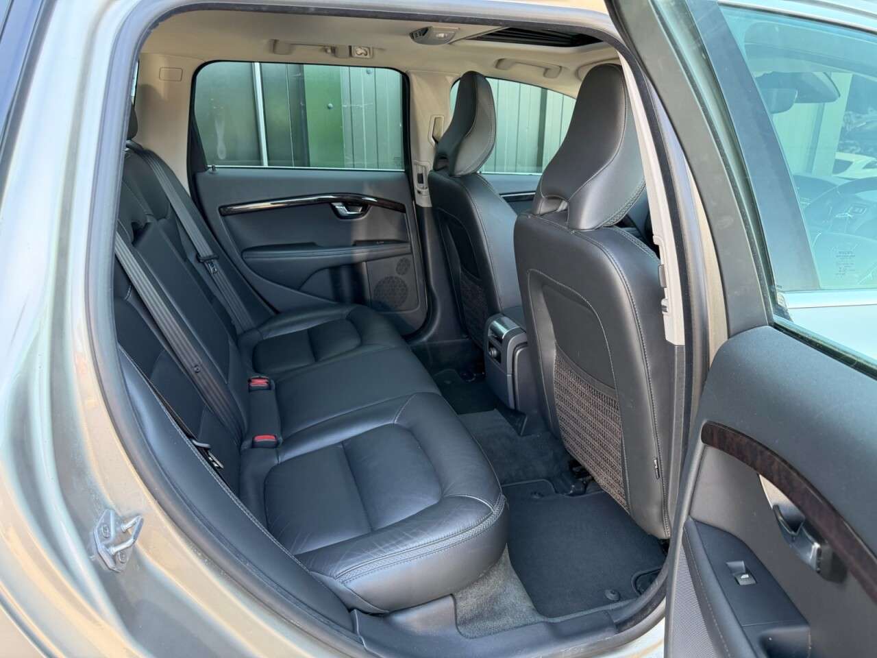 2015 VOLVO XC70 2015 VOLVO XC70