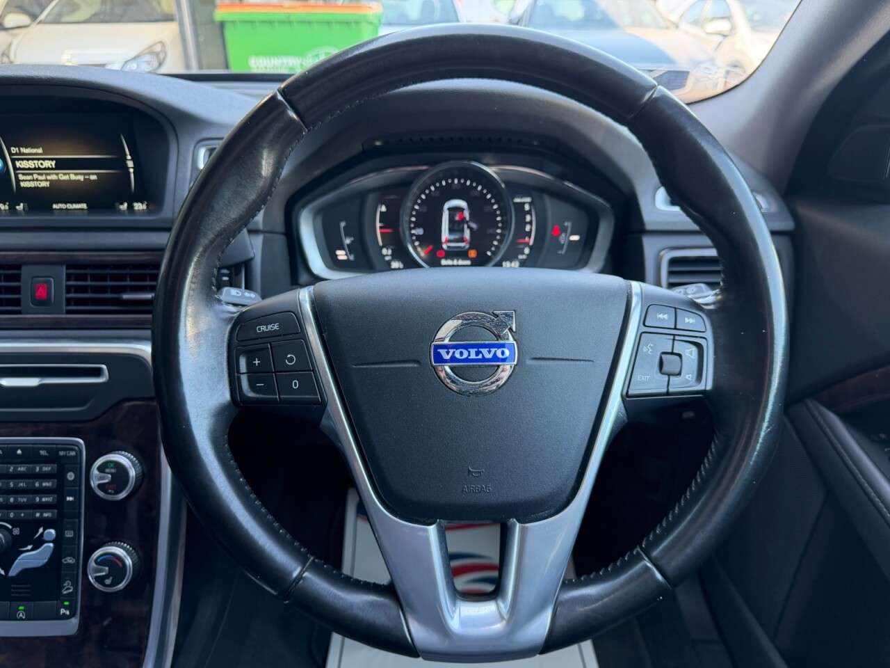 2015 VOLVO XC70 2015 VOLVO XC70