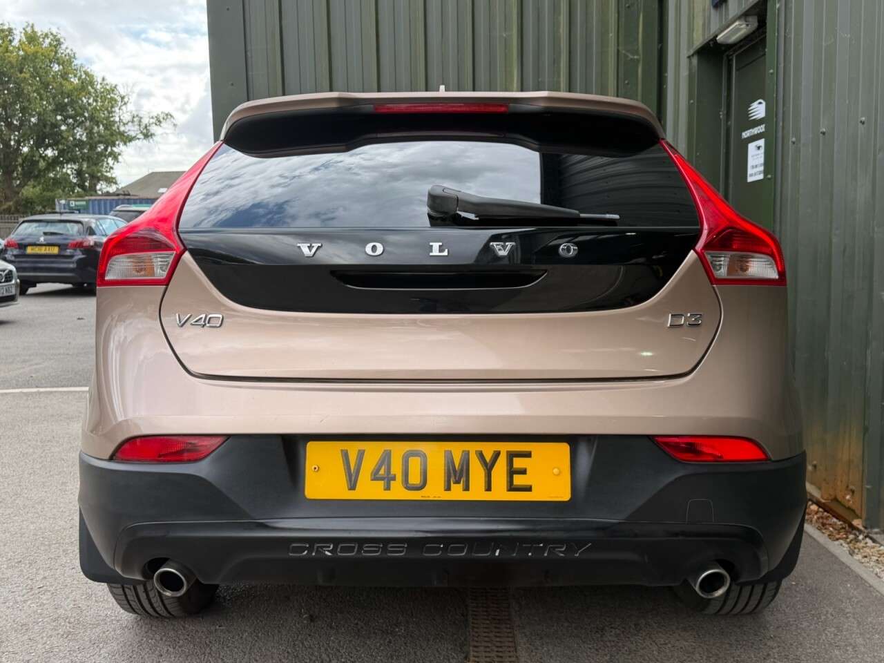 2013 VOLVO V40 CROSS COUNTRY 2013 VOLVO V40 CROSS COUNTRY