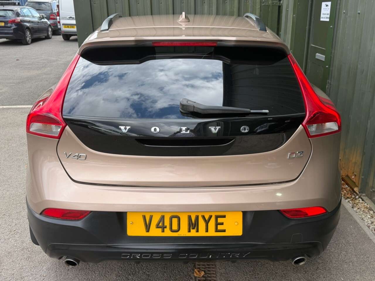 2013 VOLVO V40 CROSS COUNTRY 2013 VOLVO V40 CROSS COUNTRY