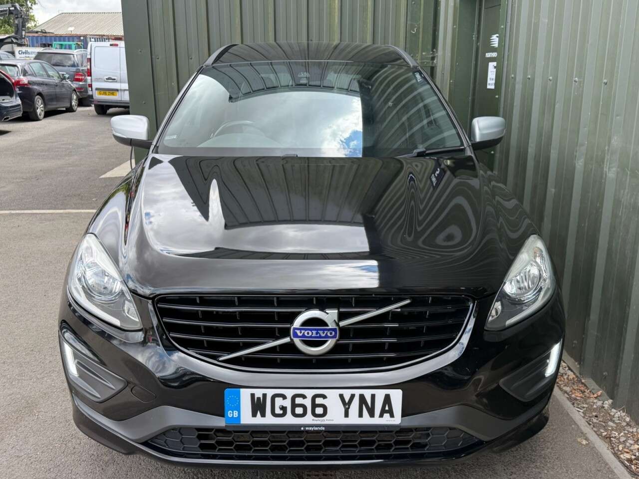 2017 VOLVO XC60 2017 VOLVO XC60