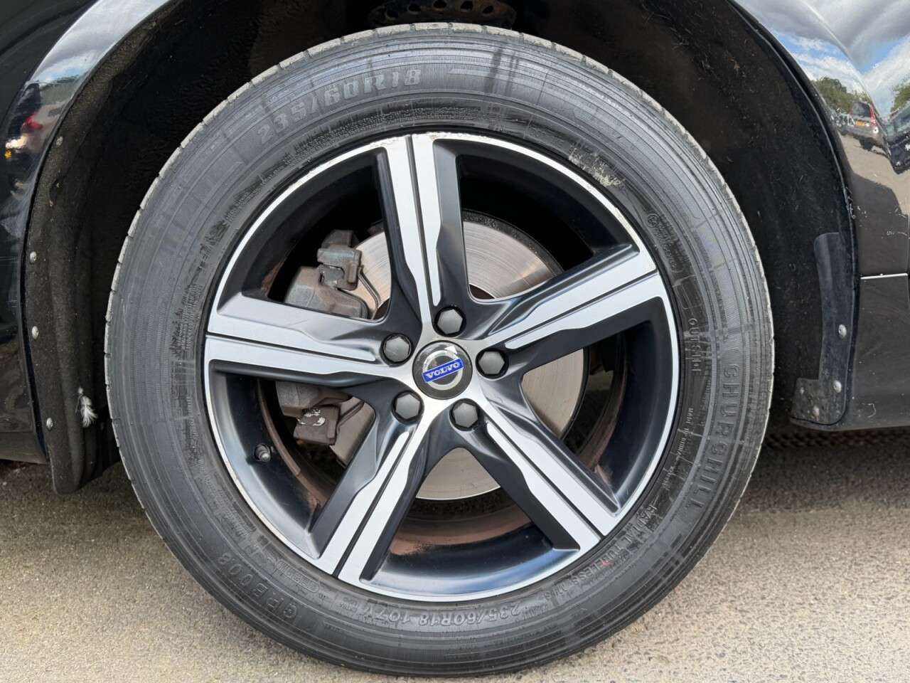 2017 VOLVO XC60 2017 VOLVO XC60
