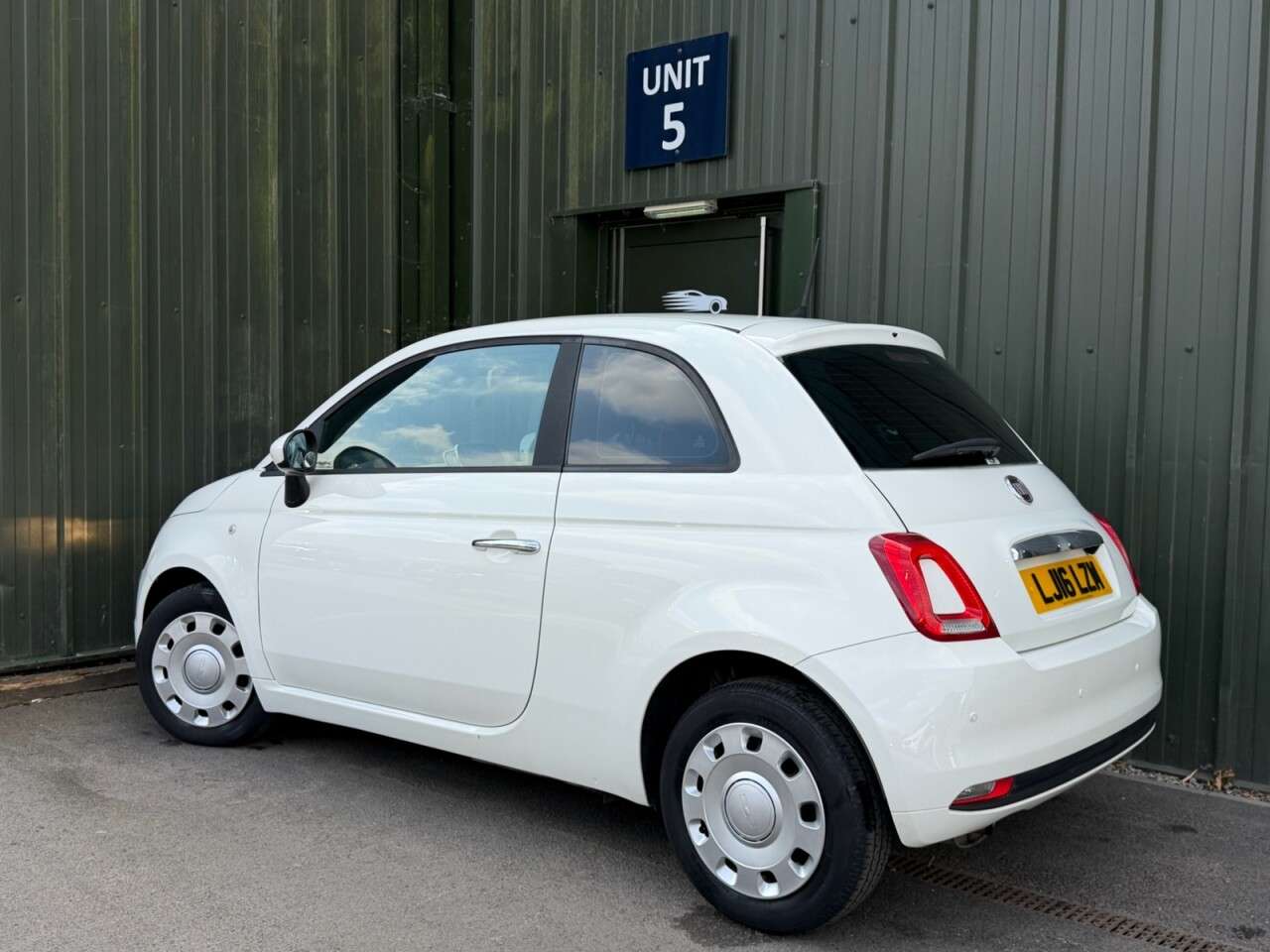 A 2016 FIAT 500 1.2L Japanese Import - Rear Camera A 2016 FIAT 500 1.2L Japanese Import - Rear Camera