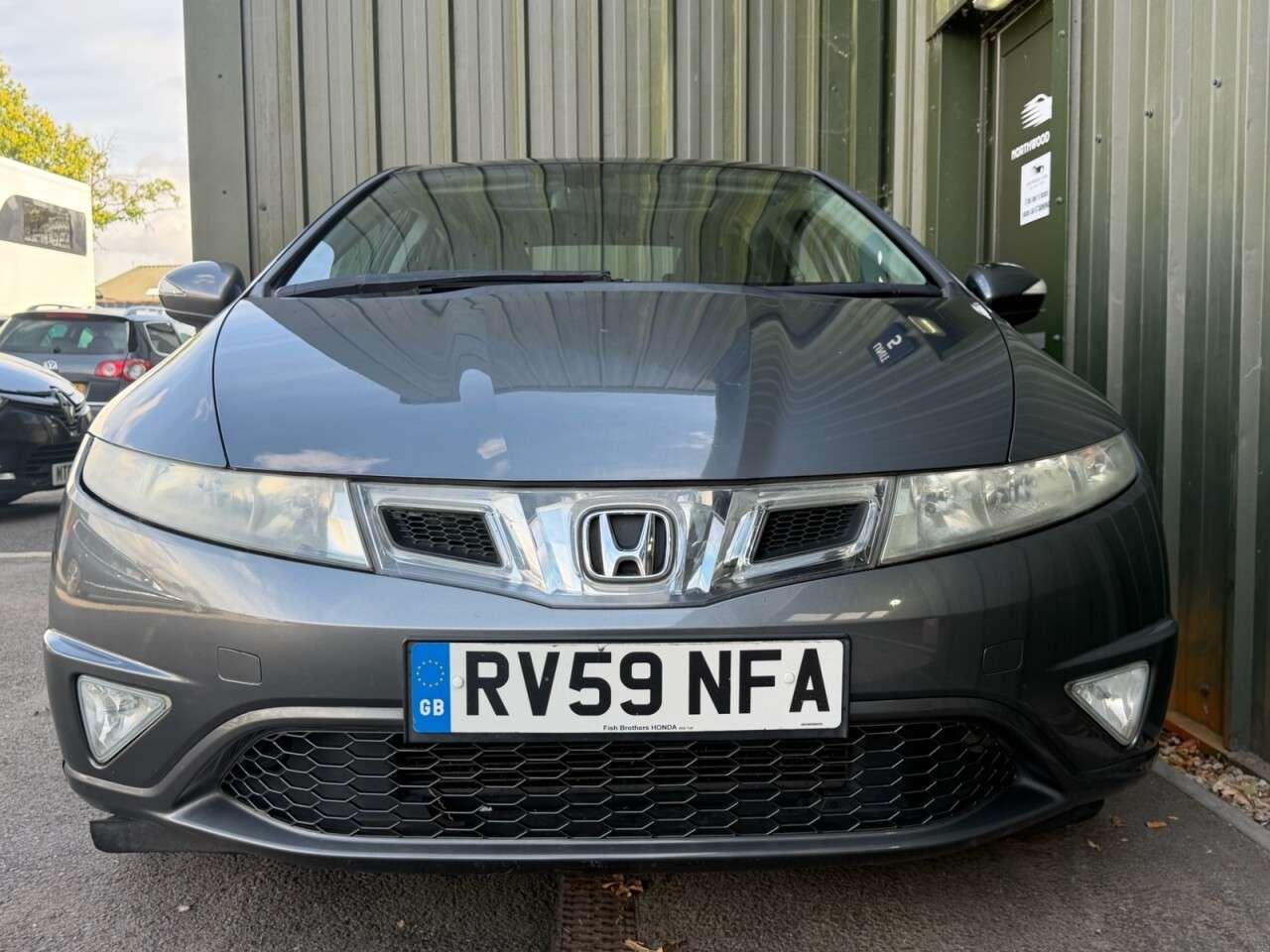 A 2009 HONDA CIVIC 1.8 i-VTEC ES Hatchback 5dr Petrol Manual (155 g/km, 138 bhp) Cruise Contro A 2009 HONDA CIVIC 1.8 i-VTEC ES Hatchback 5dr Petrol Manual (155 g/km, 138 bhp) Cruise Contro
