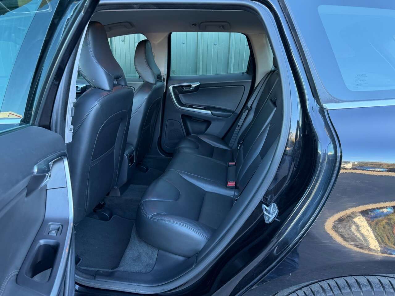 2016 VOLVO XC60 2016 VOLVO XC60
