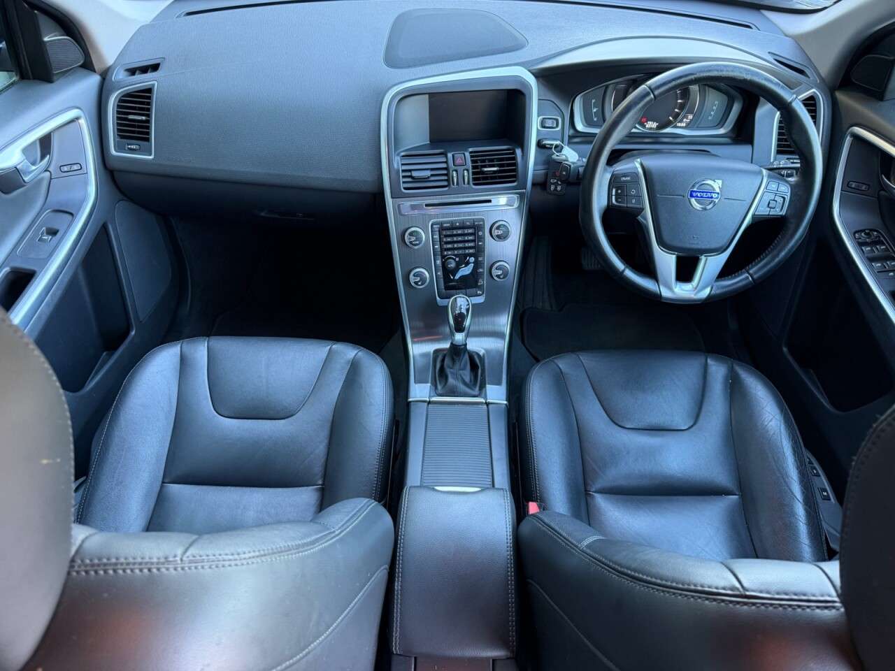 2016 VOLVO XC60 2016 VOLVO XC60