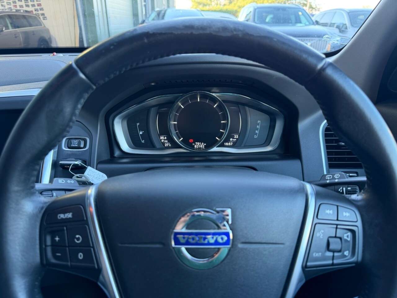 2016 VOLVO XC60 2016 VOLVO XC60