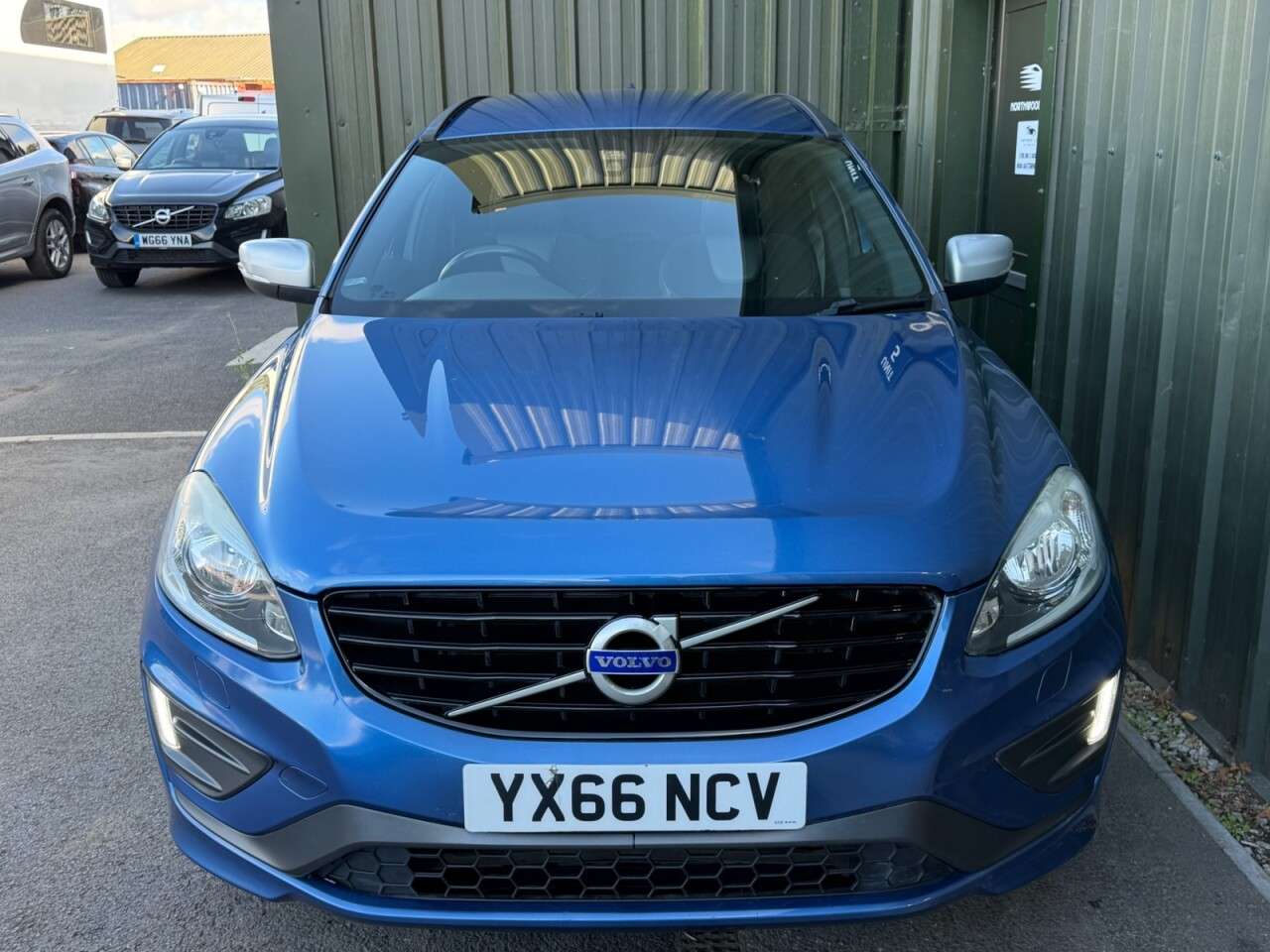 2016 VOLVO XC60 2016 VOLVO XC60