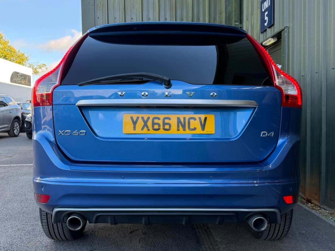 2016 VOLVO XC60 2016 VOLVO XC60