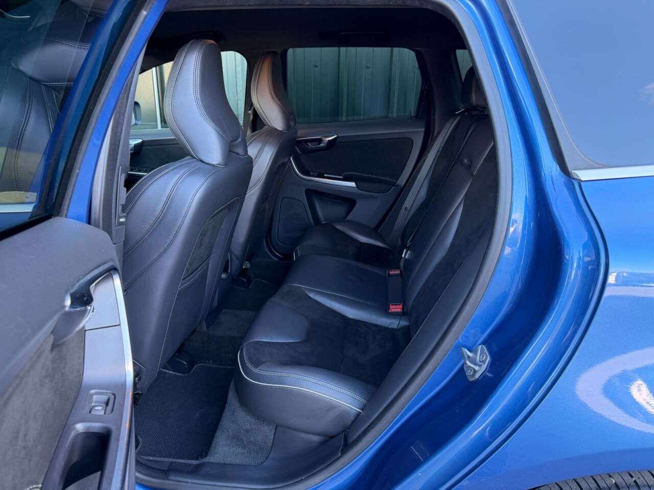 2016 VOLVO XC60 2016 VOLVO XC60