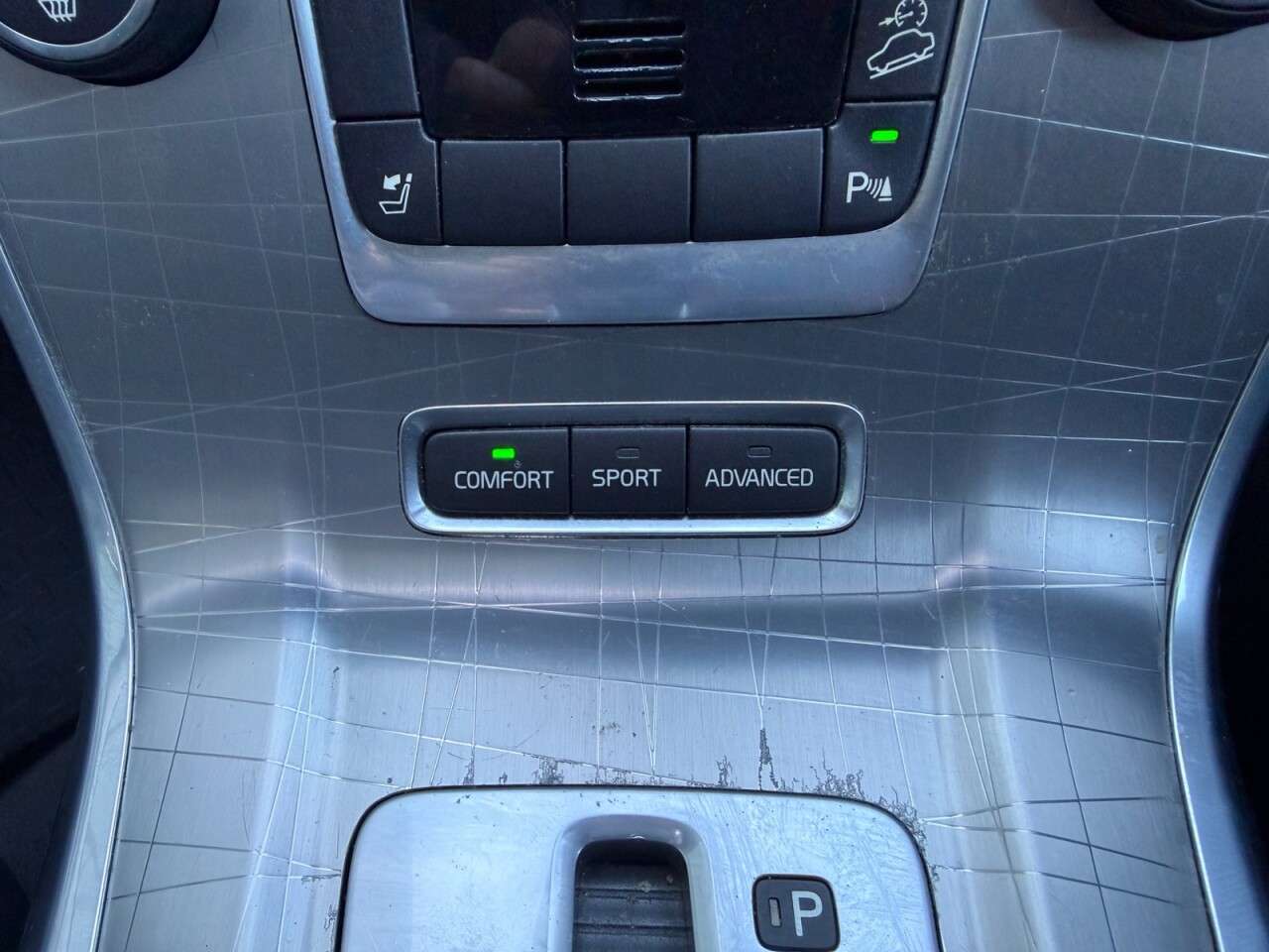 2012 VOLVO XC70 2012 VOLVO XC70