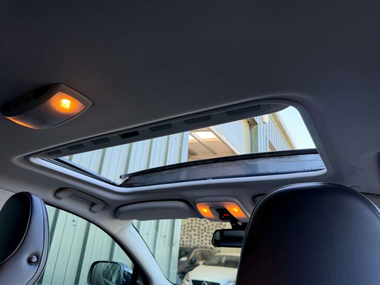2012 VOLVO XC70 2012 VOLVO XC70