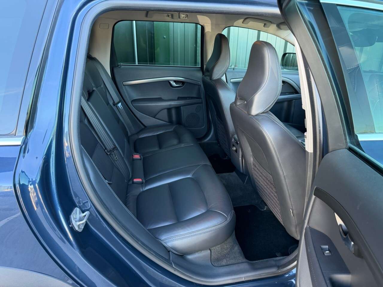 2015 VOLVO XC70 2015 VOLVO XC70