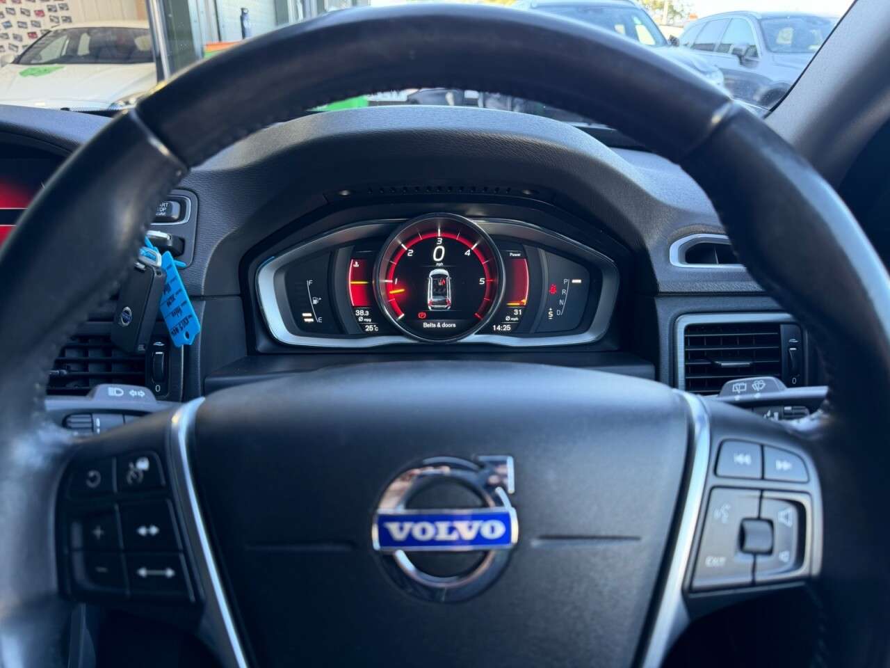 2015 VOLVO XC70 2015 VOLVO XC70