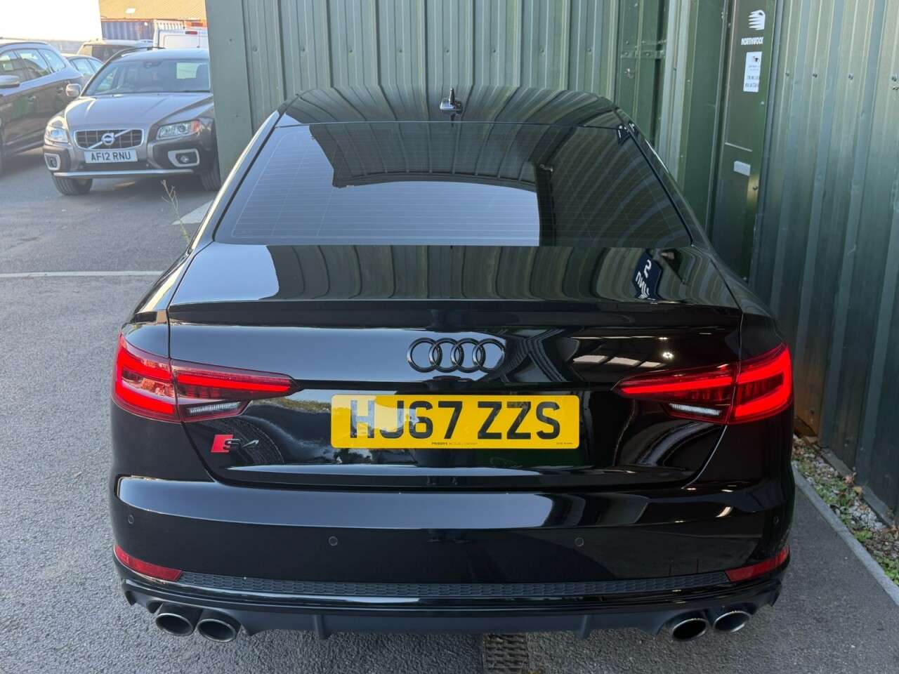 2017 AUDI S4 2017 AUDI S4